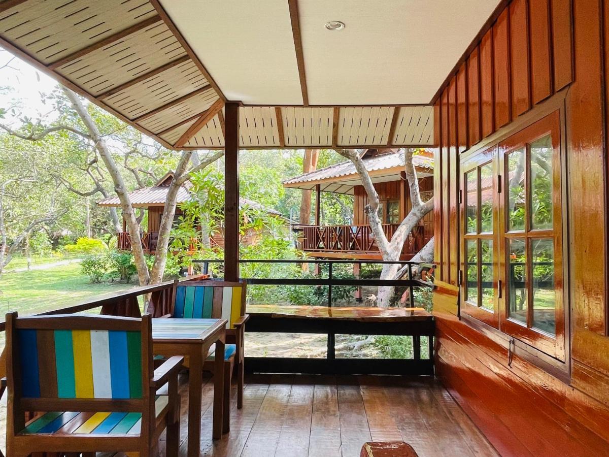 Marina Resort Koh Phayam Ranong Exterior foto