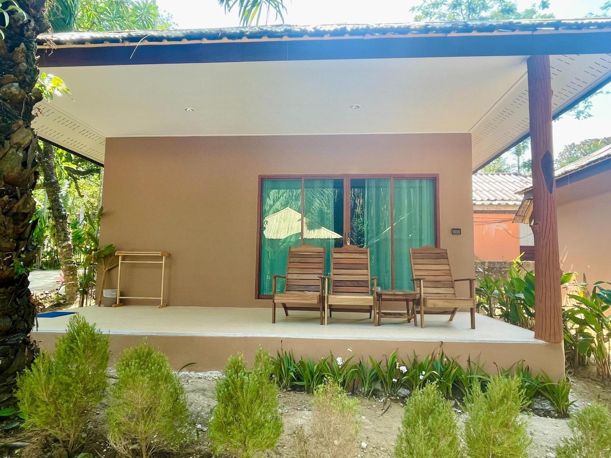 Marina Resort Koh Phayam Ranong Exterior foto