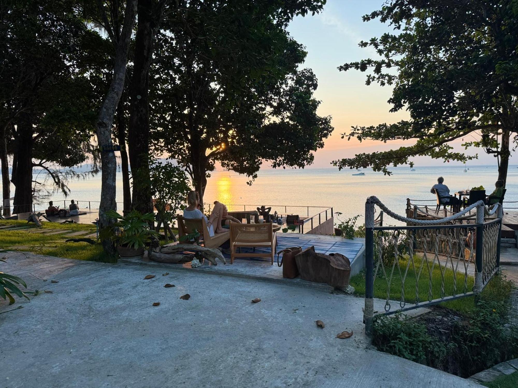 Marina Resort Koh Phayam Ranong Exterior foto
